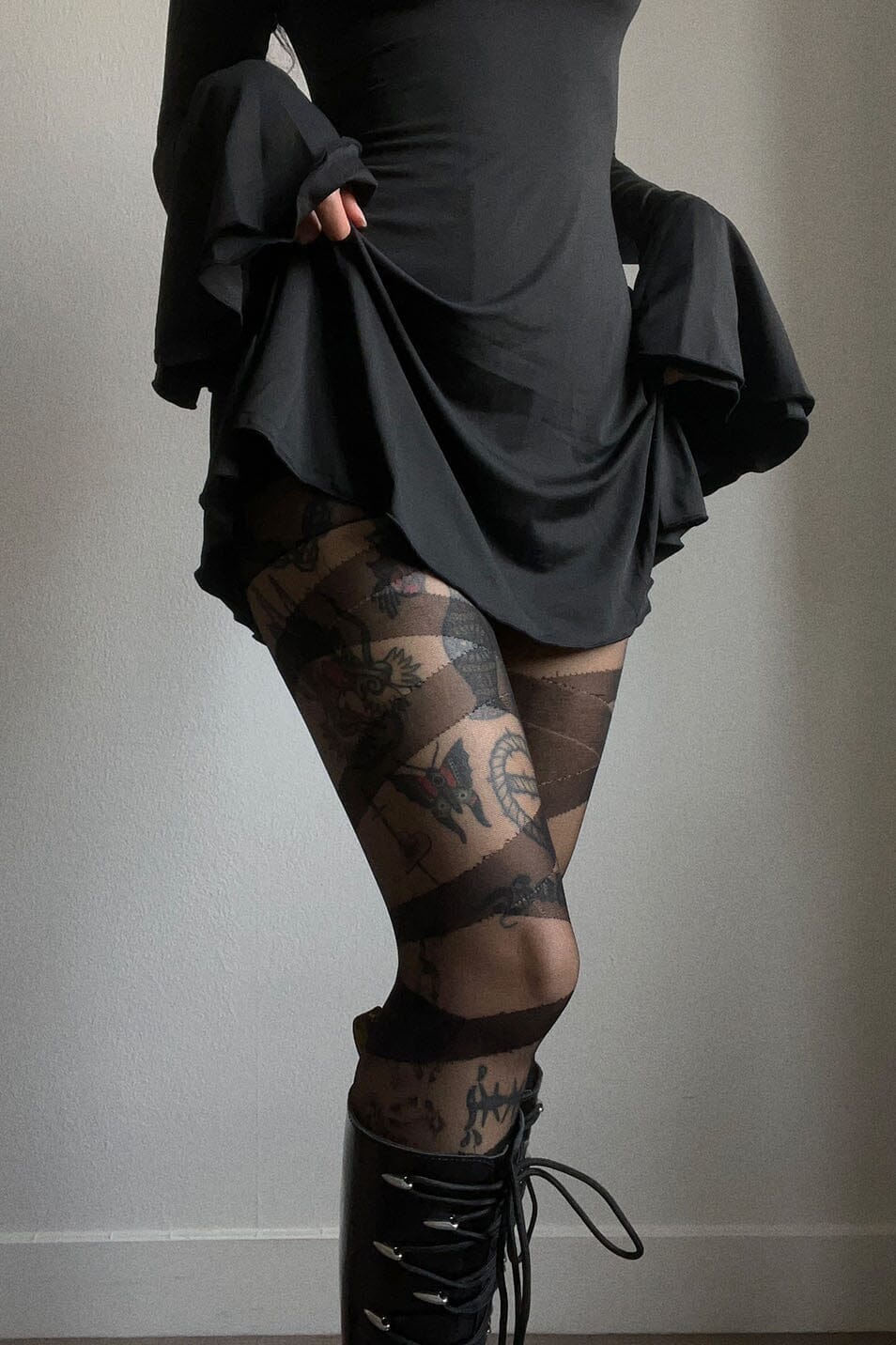 Alessa Tights - Love Too True