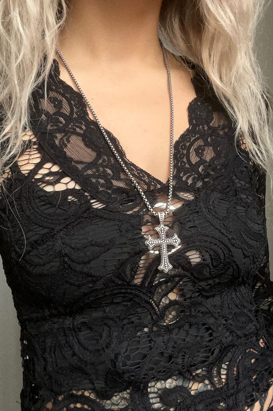 Vixen Necklace - Love Too True